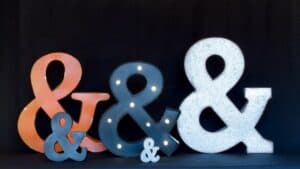Comma Before an Ampersand