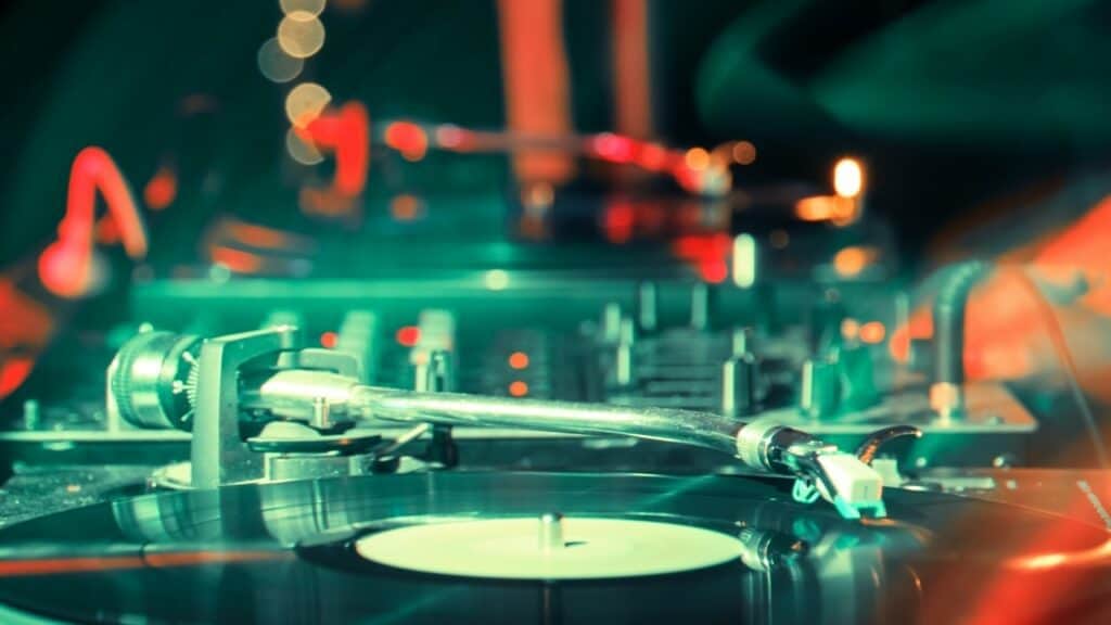 "How the Turntables" Meaning, Origin & Usage