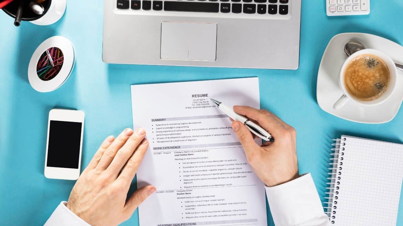 The 3 Best Ways to List a Minor on a Resume — Revealed!