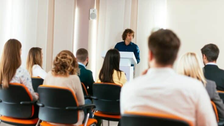 Assistant Professor Vs Associate Professor The Difference   Assistant Professor Vs. Associate Professor 735x413 