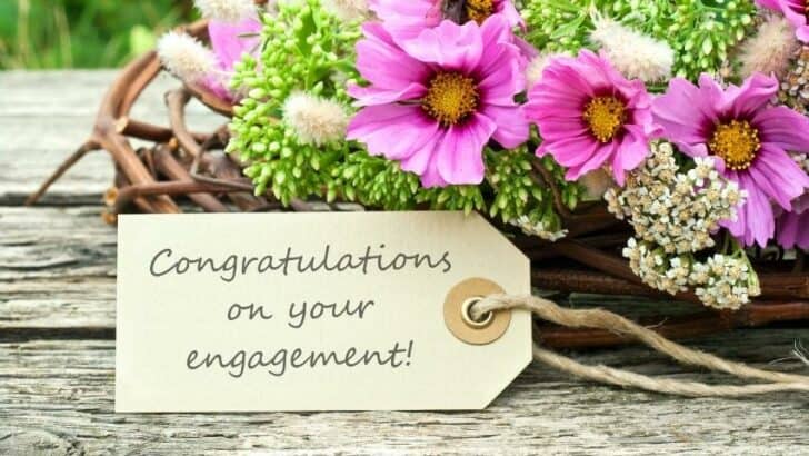 Thank You Note for Engagement Gift Etiquette & Examples